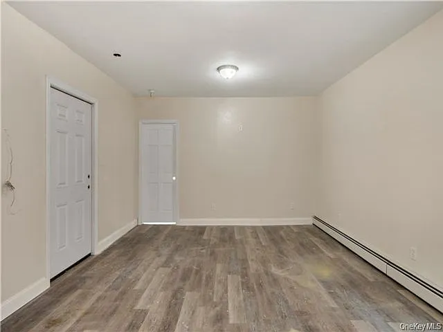3311 Bainbridge Ave #1BR — Photo 2