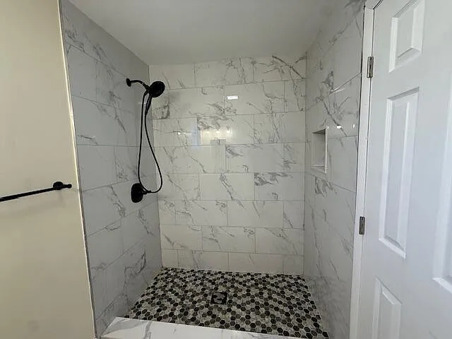 904 4th St #3 — Photo 16