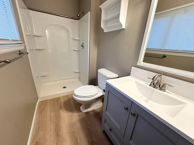 1907 Leicester Way — Photo 14