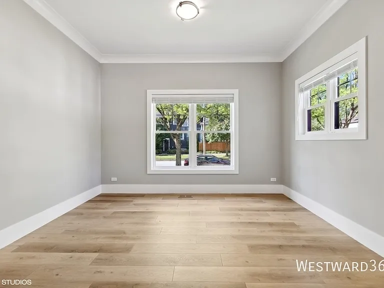 240 S Brainard Ave #2 — Photo 14