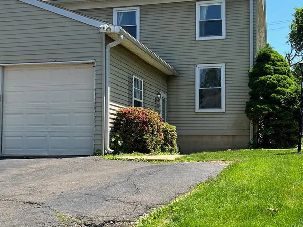 107 Deerpath Ln, Lansdale, PA 19446