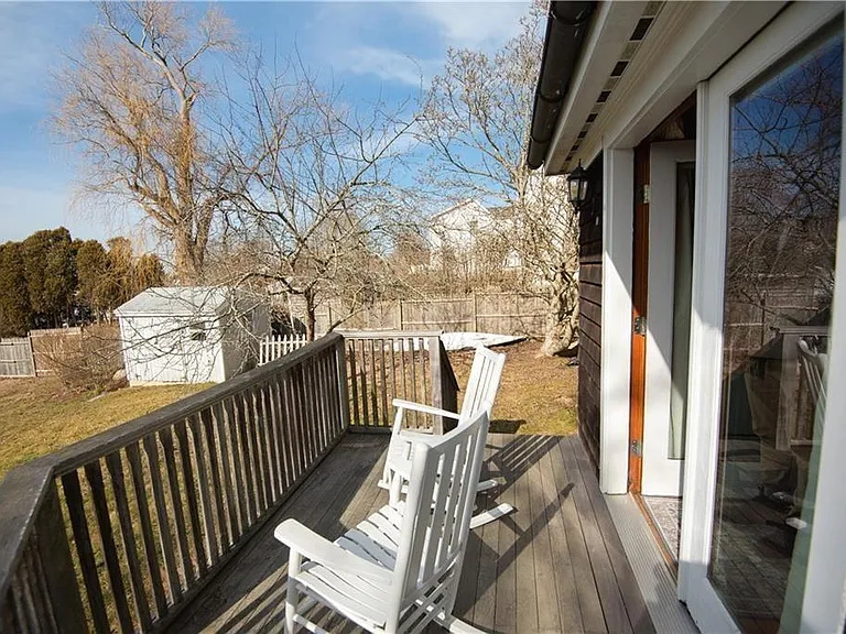 281 Wolcott Ave — Photo 13