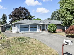 3216 Oakcrest Dr, Forest Grove, OR