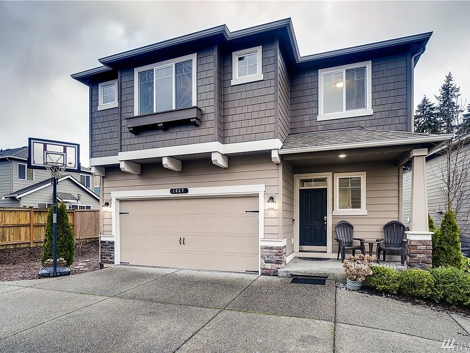 1st image of 1642 76th Ave Se