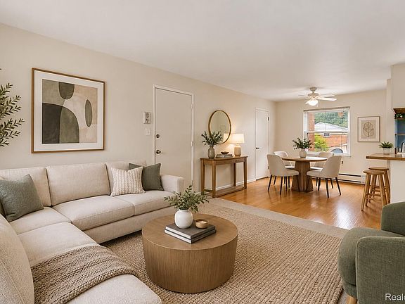 5th image of 3211 Benjamin Ave APT 13