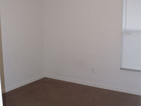 2nd image of 639 McCormick St