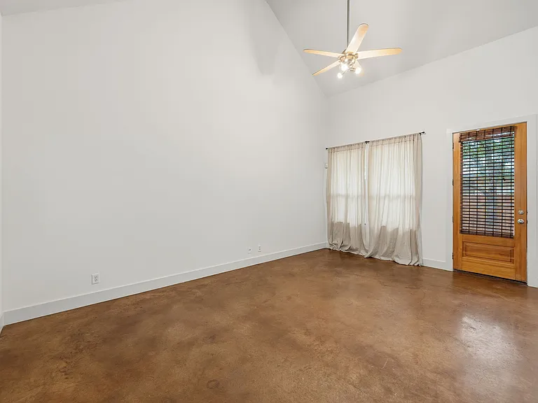 2214 Iva Ln #B — Photo 18
