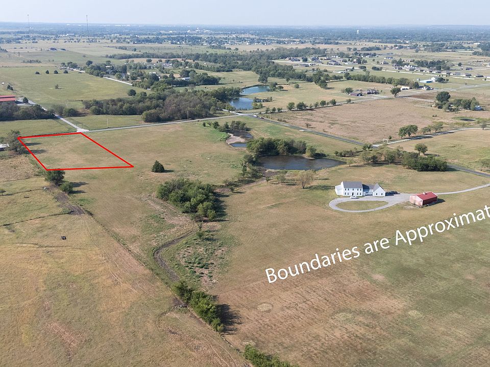 2nd image of 1 W 470th Rd