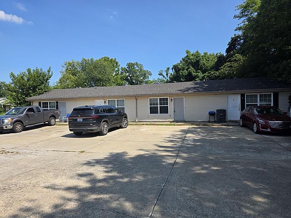 2nd image of 203 Beech St