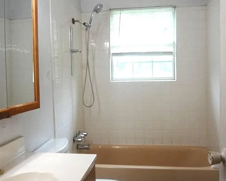 1616 Longview St — Photo 11