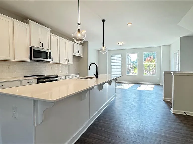 1475 Creekside Cir NW — Photo 8