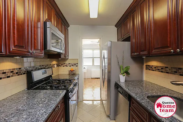 Sold by Keller Williams Realty Landmark II | media 35