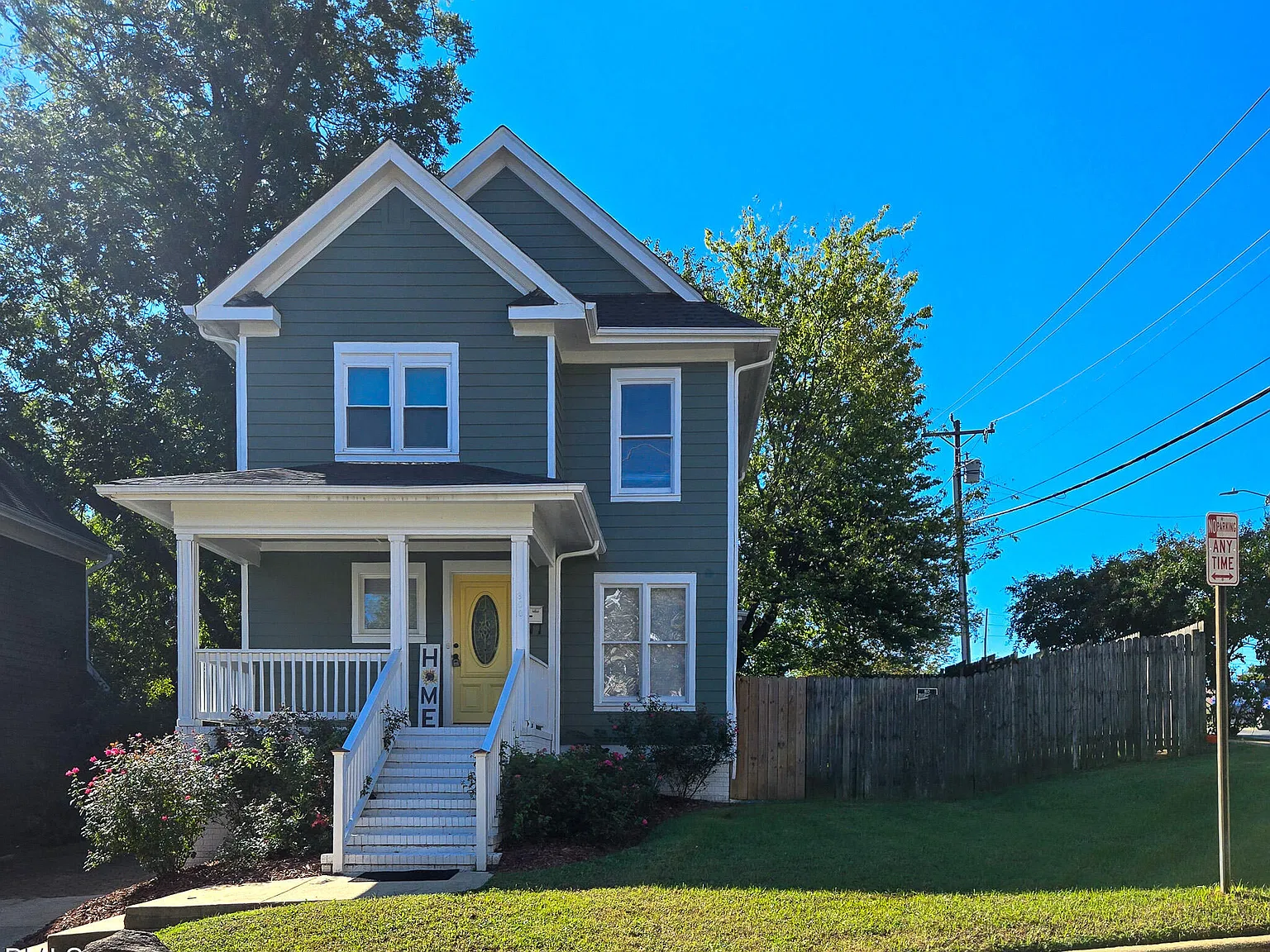 3 bed, 2.0 bath, $2,395 — Photo 2