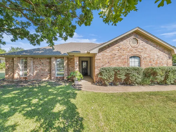 209 W Billington Dr, Robinson, TX 76706