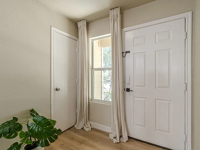 4411 Southton Way — Photo 2