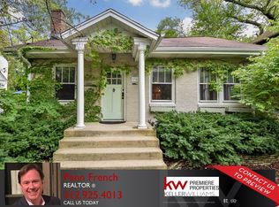 235 Forest Ave, Glen Ellyn, IL 60137