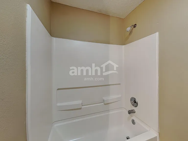 6904 Eagle Crossing Blvd — Photo 18