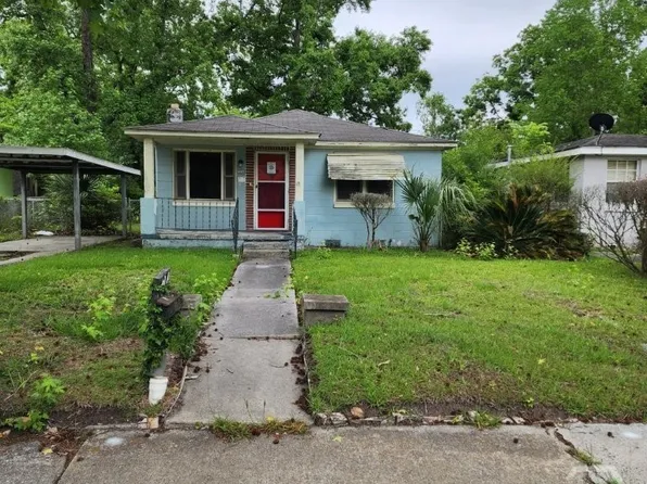 908 Bowden Street, Savannah, GA 31415