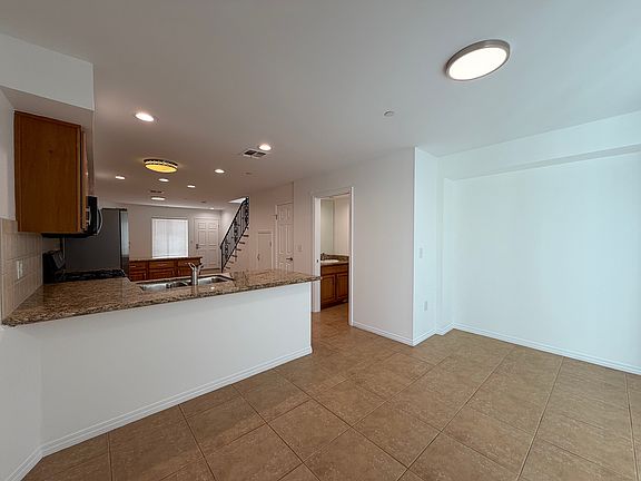 5th image of 4854 Laurel Canyon Blvd APT 110