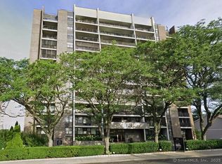 44 Strawberry Hill Ave APT 11L, Stamford, CT 06902