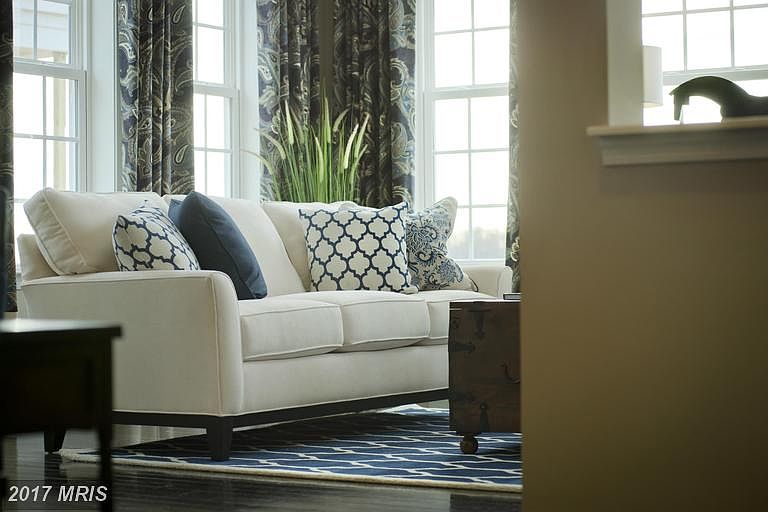 10006 Wincopia Farms Way Laurel, MD Zillow Apartments for Rent in Laurel