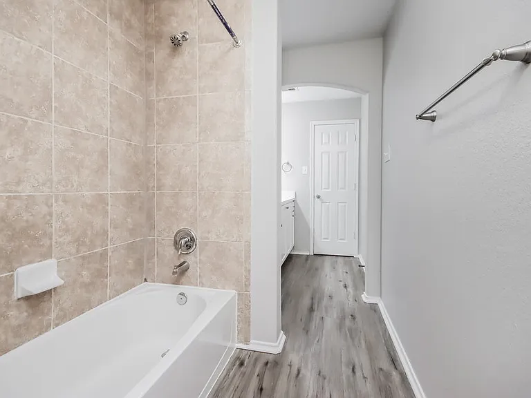 1919 Treasure Mountain Dr — Photo 14