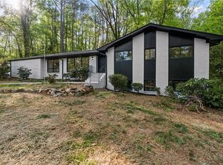 5253 Oxbow Rd, Stone Mountain, GA 30087