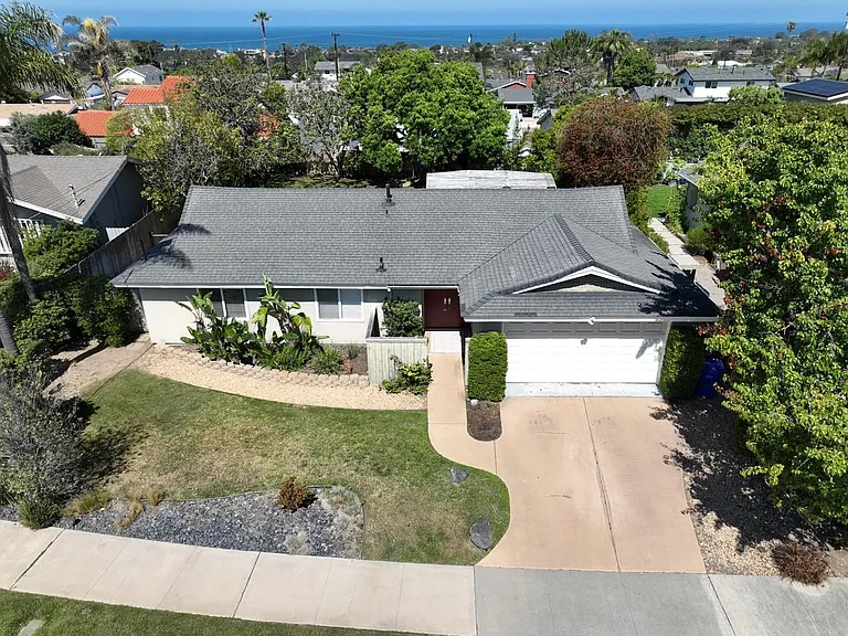 1738 Dora Dr — Photo 6