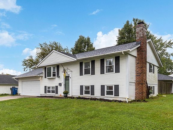 2nd image of 523 Lincolnshire Rd
