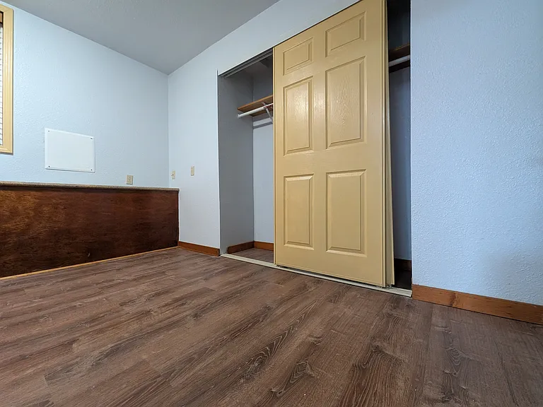 5819 Bayview Ave #IN LAW — Photo 9