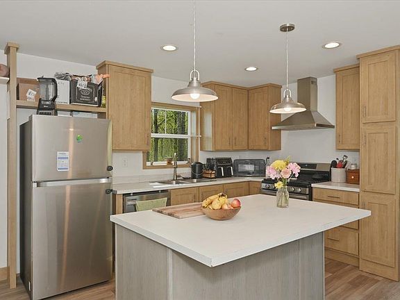 3rd image of 4193 Brookston Rd