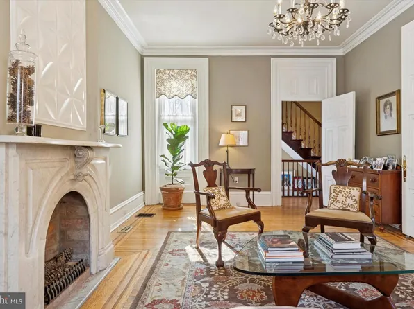 1422 Lombard St, Philadelphia, PA 19146