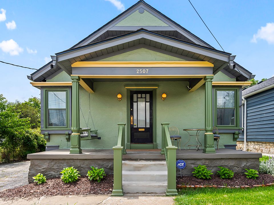 facade with great curb appeal