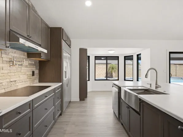 6204 W GARDEN Drive, Glendale, AZ 85304