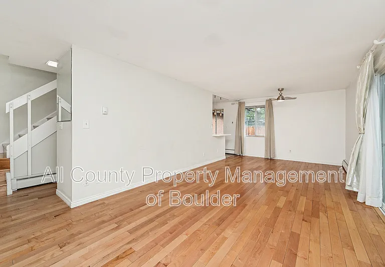 745 Thomas Dr #19 — Photo 4