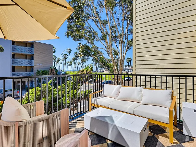2999 Mission Blvd #201 — Photo 42