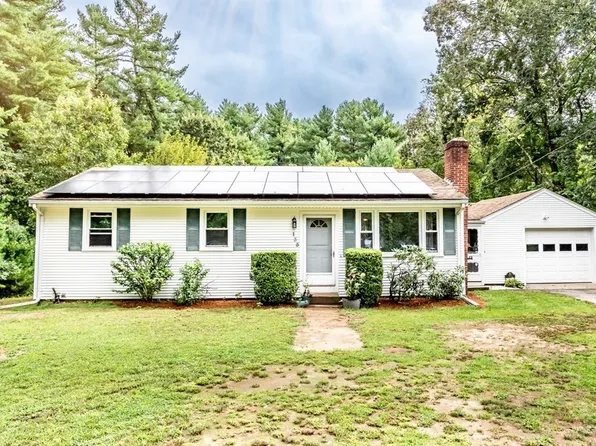 135 Plain St, Rehoboth, MA 02769