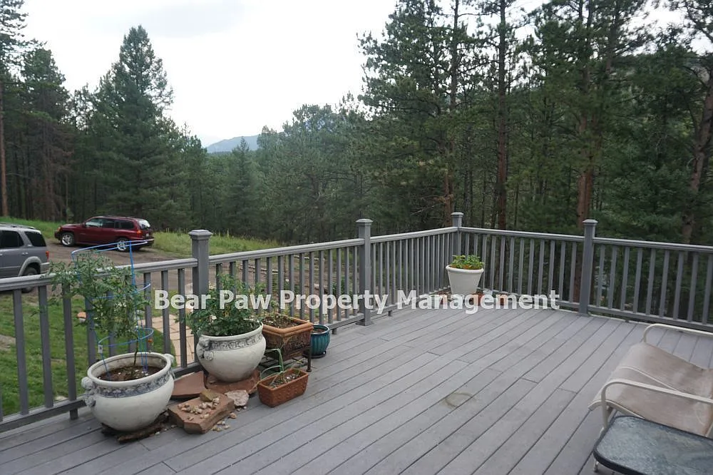 4 bed, 2.0 bath, $3,500 — Photo 3