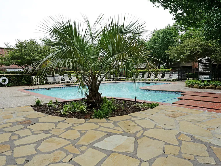 Parkford Oaks — Photo 2
