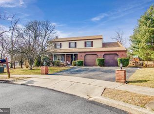 21 Sunnybank Ln, Aston, PA 19014