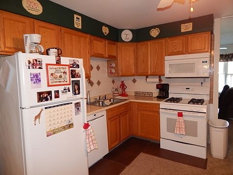 2nd image of 1130 W Market St