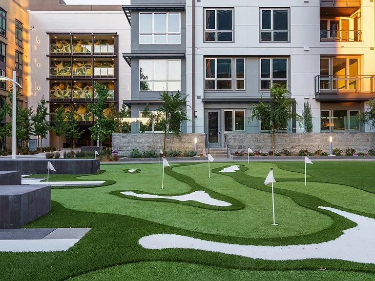 Rowe at Pear Village — Photo 32