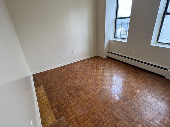 (undisclosed Address)