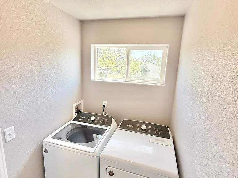 783 S Sweetwater Dr — Photo 19