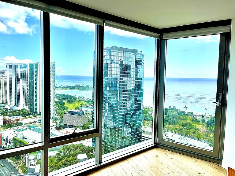 1001 Queen St #3308 — Photo 12