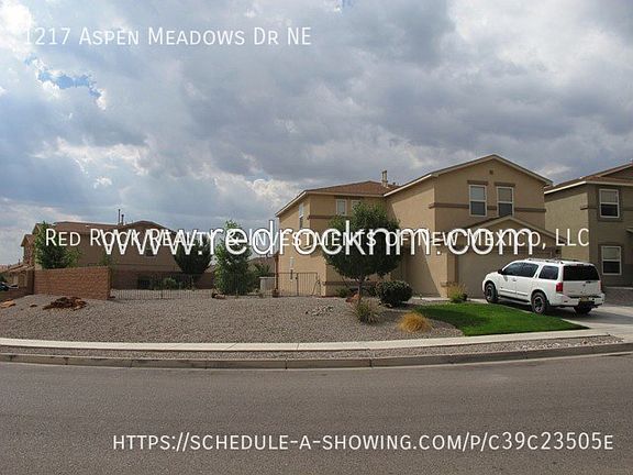 3rd image of 1217 Aspen Meadows Dr NE