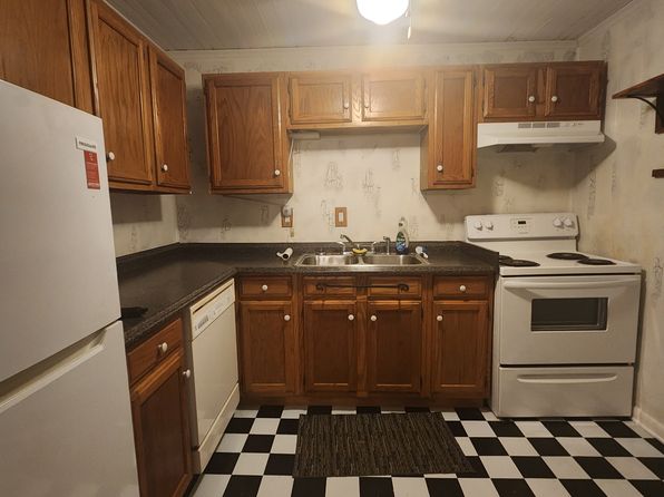 1444 Main St N #B, Carthage, TN 37030