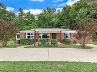 2533 Hobbs Island Rd SE, Huntsville, AL 35803