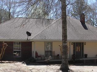 811 Scruggs Rd, Sumrall, MS 39482