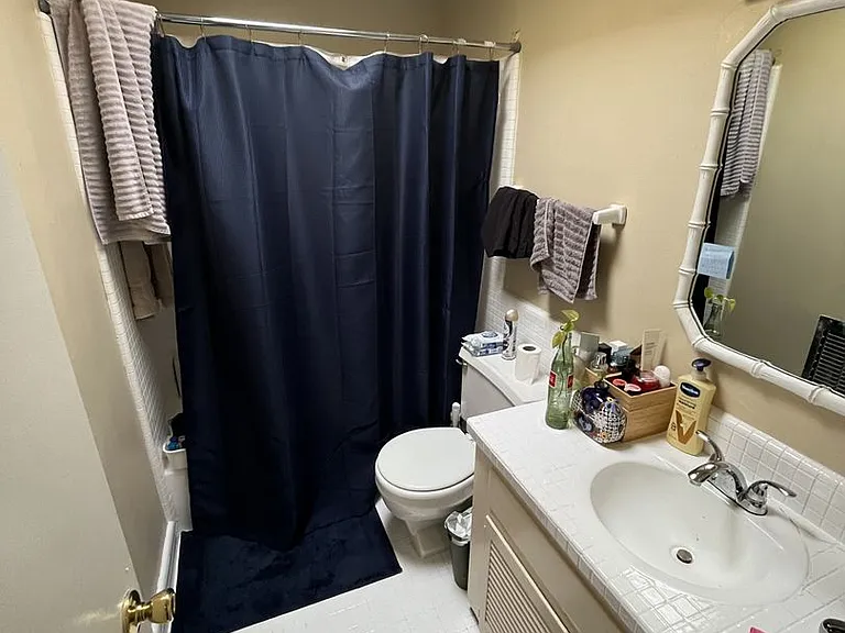 2704 San Pedro St #2 — Photo 16